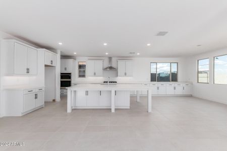New construction Single-Family house 11945 W Luxton Lane, Avondale, AZ 85323 - photo 6 6
