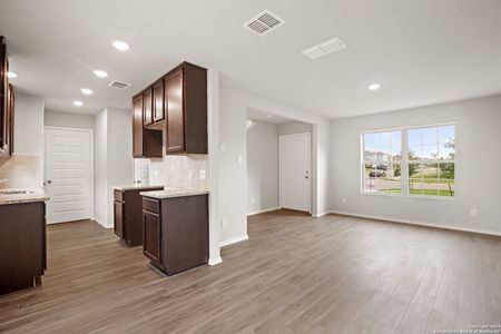 New construction Single-Family house 605 Kulpa Cross, Seguin, TX 78155 1170- photo 9 9