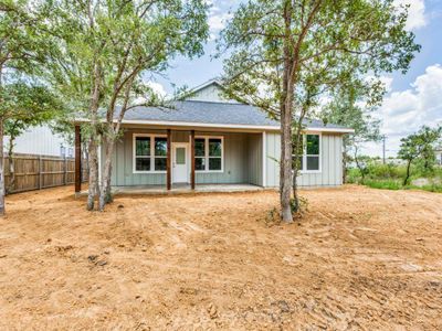 New construction Single-Family house 120 Plumeria Dr, Dale, TX 78616 - photo 23 23