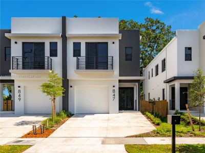 New construction Townhouse house 841 Sw 29Th St, Fort Lauderdale, FL 33315 - photo 2 2