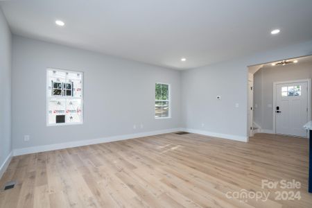 New construction Single-Family house 525 Crowell Avenue, Statesville, NC 28677 - photo 4 4