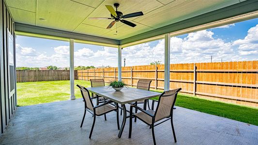 New construction Single-Family house 1508 Great Bend Drive, Granbury, TX 76049 - photo 35 35