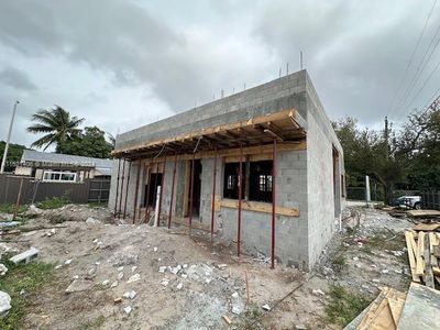 New construction Single-Family house 2260 E 9Th Ave, Hialeah, FL 33013 - photo 4 4