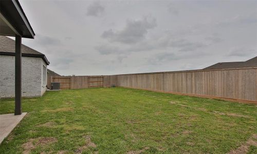 New construction Single-Family house 2401 Seaglass Terrace Drive, Katy, TX 77493 Vanderbilt- photo 5 5