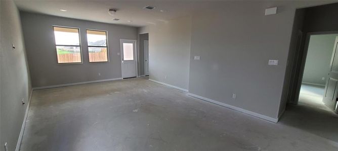 New construction Single-Family house 929 Palo Brea Loop, Hutto, TX 78634 - photo 14 14