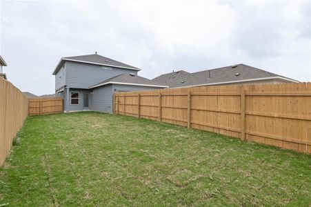 New construction Single-Family house 108 Pentro Path, Georgetown, TX 78626 Pacesetter- photo 25 25