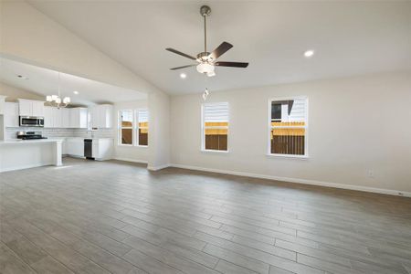 New construction Single-Family house 162 Arena Dr, Liberty Hill, TX 78642 - photo 5 5