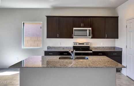 New construction Single-Family house 25333 W Atlanta Avenue, Buckeye, AZ 85326 Bluebell- photo