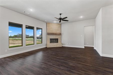 New construction Single-Family house 200 Ash Court, Weatherford, TX 76085 The Hudson- photo 18 18