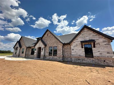 New construction Single-Family house 553 Royal Santana Run, Weatherford, TX 76087 - photo 0 0