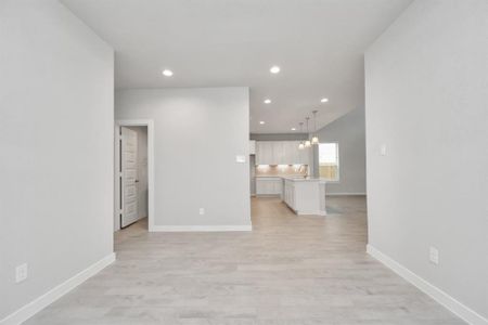 New construction Single-Family house 11007 West Fall Fern Circle, Houston, TX 77044 Plan 254- photo 8 8
