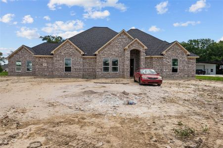 New construction Single-Family house 5819 Camp Creek, Baytown, TX 77523 - photo 0 0