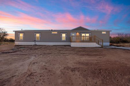 New construction Single-Family house 5545 Mesa Loop, Granbury, TX 76048 - photo 0 0