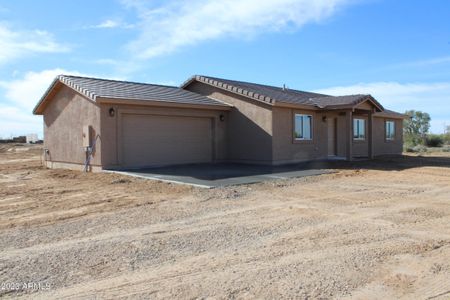 New construction Single-Family house 33411 W Buckeye Road, Tonopah, AZ 85354 - photo 0