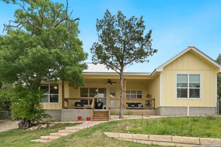 New construction Single-Family house 831 Heritage Hl, Canyon Lake, TX 78133 - photo 28 28