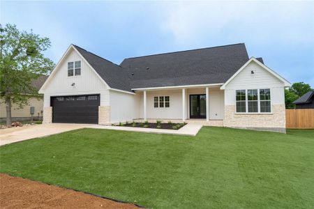 New construction Single-Family house 44 Whistling Wind Ln, Wimberley, TX 78676 - photo 0 0