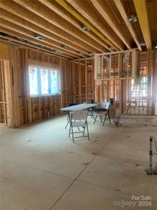 New construction Single-Family house 9700 Hood Road, Charlotte, NC 28215 - photo 3 3