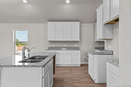 New construction Single-Family house 8410 Smithers Avenue, San Antonio, TX 78252 Eastland- photo 6 6
