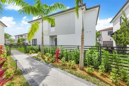 New construction Single-Family house 8261 Nw 48Th Ter, Doral, FL 33166 - photo
