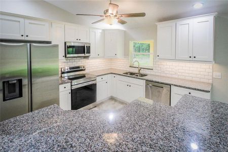 New construction Single-Family house 8972 N Stern Way, Citrus Springs, FL 34434 - photo 6 6
