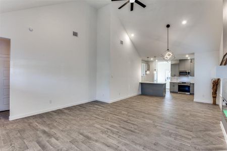 New construction Single-Family house 1018 E Lowden Street, Fort Worth, TX 76104 - photo 6 6