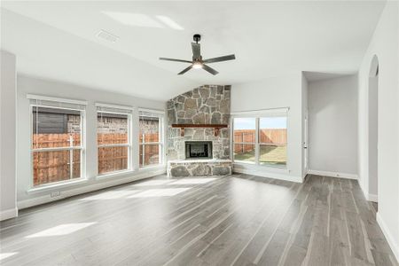 New construction Single-Family house 1020 Hickory Chase Drive, Godley, TX 76044 Cypress- photo 15 15