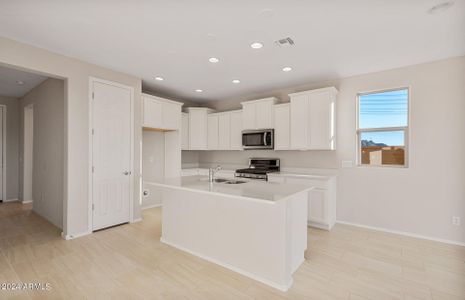 New construction Single-Family house 21278 N 270Th Avenue, Buckeye, AZ 85396 Traverse- photo 9 9