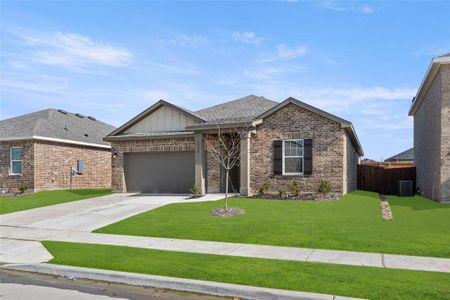 Ranch at Duck Creek by Starlight Homes in Fort Worth - photo 1 1