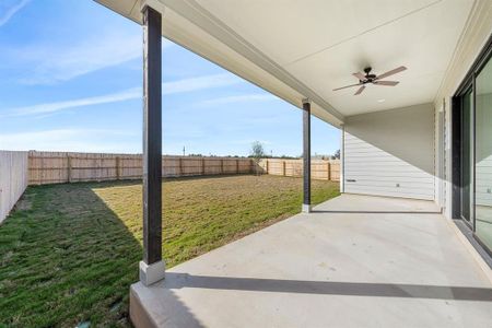 New construction Single-Family house 405 Olinda Way, Liberty Hill, TX 78642 McKinley 4229 Freedom Series- photo 28 28