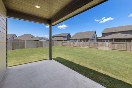 New construction Single-Family house 103 Javans Nest Cv, Cedar Creek, TX 78612 - photo 29 29