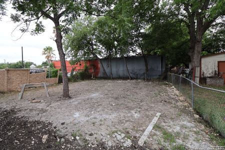 New construction Single-Family house 843 Patton Blvd, San Antonio, TX 78237 - photo 15 15