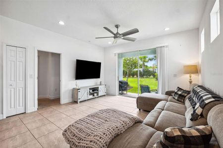 New construction Single-Family house 5613 Del Coronado Drive, Apollo Beach, FL 33572 - photo 21 21