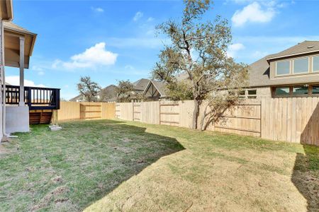 New construction Single-Family house 2920 Youngwood St, Leander, TX 78641 Premier Series - Juniper- photo 18 18