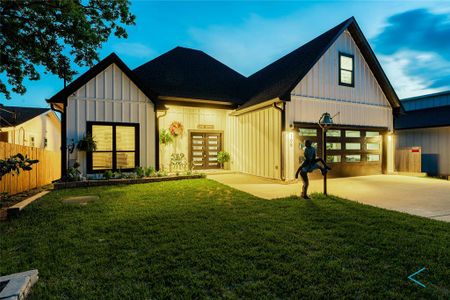 New construction Single-Family house 109 Autumn Wood Trail, Gun Barrel City, TX 75156 - photo 0 0