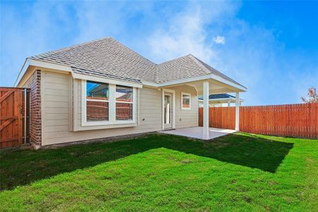 New construction Single-Family house 1589 Forge Pond Ln, Forney, TX 75126 Journey Series - Horizon- photo 16 16