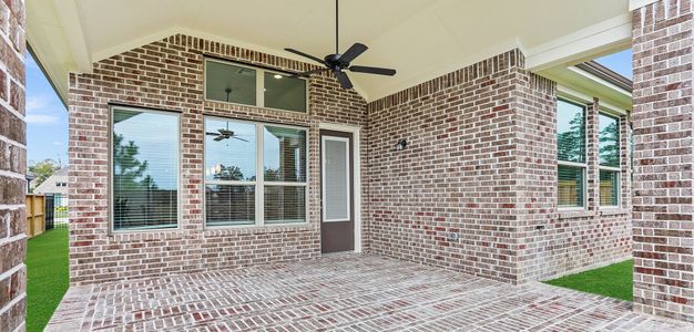 New construction Single-Family house 21210 Flower Nectar Court, Cypress, TX 77433 - photo 6 6