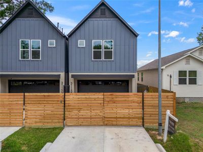 New construction Single-Family house 3115 Armada Drive, Unit B, Houston, TX 77091 - photo 1 1