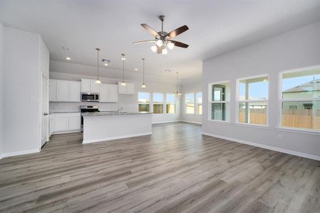 New construction Single-Family house 855 Waukegan Road, Conroe, TX 77306 - photo 2 2