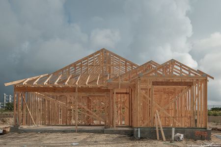 New construction Single-Family house 15427 Jake Crossing, San Antonio, TX 78245 Eastland- photo 5 5