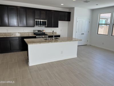 New construction Single-Family house 25197 N 141St Avenue, Surprise, AZ 85387 Plan CC-RM3- photo