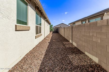 New construction Single-Family house 44455 W Palo Olmo Road, Maricopa, AZ 85138 - photo 24 24