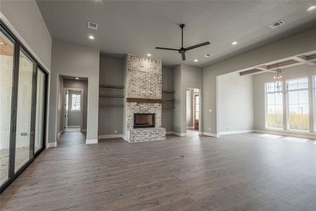 New construction Single-Family house 1013 Old Oaks Court, Weatherford, TX 76085 - photo 14 14