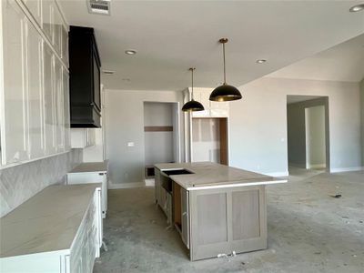 New construction Single-Family house 1019 Lake Breeze Drive, Waller, TX 77484 - photo 6 6