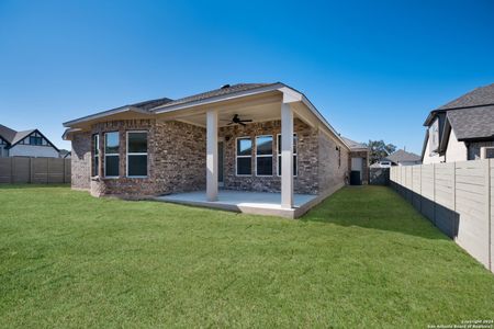 New construction Single-Family house 474 Orchard Way, New Braunfels, TX 78132 - photo 35 35