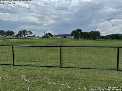 New construction Single-Family house 1110 Atascosa County Road 101, Floresville, TX 78114 - photo 13 13