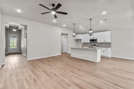 New construction Single-Family house 2603 Prairie Avenue, Fort Worth, TX 76164 - photo 5 5