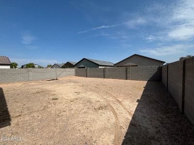 New construction Single-Family house 5878 E Athena Road, Florence, AZ 85132 - photo 15 15