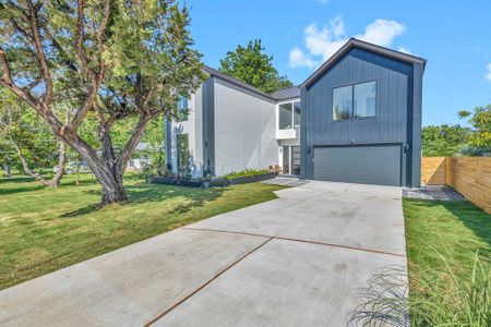 New construction Single-Family house 3205 Dolphin Dr, Austin, TX 78704 - photo 0 0