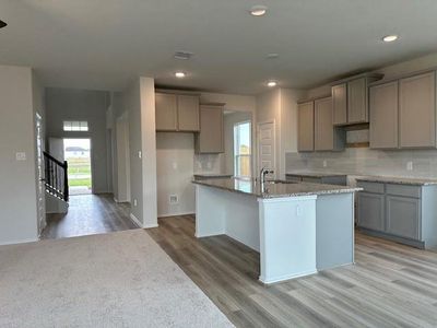 New construction Single-Family house 779 Woodhaven Lakes Drive, La Marque, TX 77568 Princeton + Bonus- photo 4 4