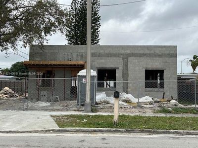 New construction Single-Family house 2260 E 9Th Ave, Hialeah, FL 33013 - photo 5 5